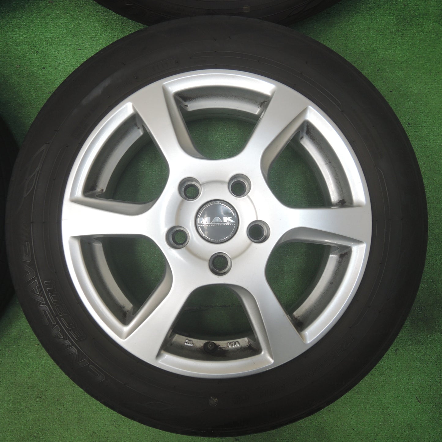 *送料無料* バリ溝！キレイ！8.5分★BMW MINI ミニ 等 MAK 175/65R15 ダンロップ エナセーブ EC204 15インチ PCD112/5H★4033003SYノ