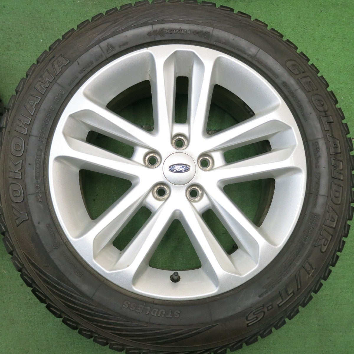 バリ溝！9.5分★Ford フォード エクスプローラー XLT 純正 225/65R18 スタッドレス ヨコハマ ジオランダー i/T-S 18インチ PCD114.3/5H★5081601HAス