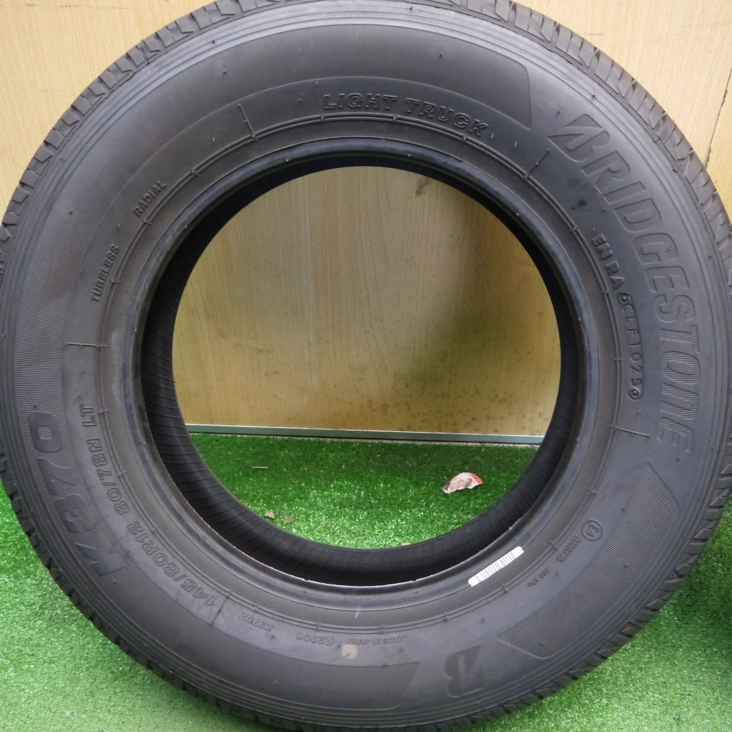 未使用！25年！2本★145/80R12 80/78N ブリヂストン K370 タイヤ 12インチ 軽 トラック 軽 バン 等★6050817Hノタ