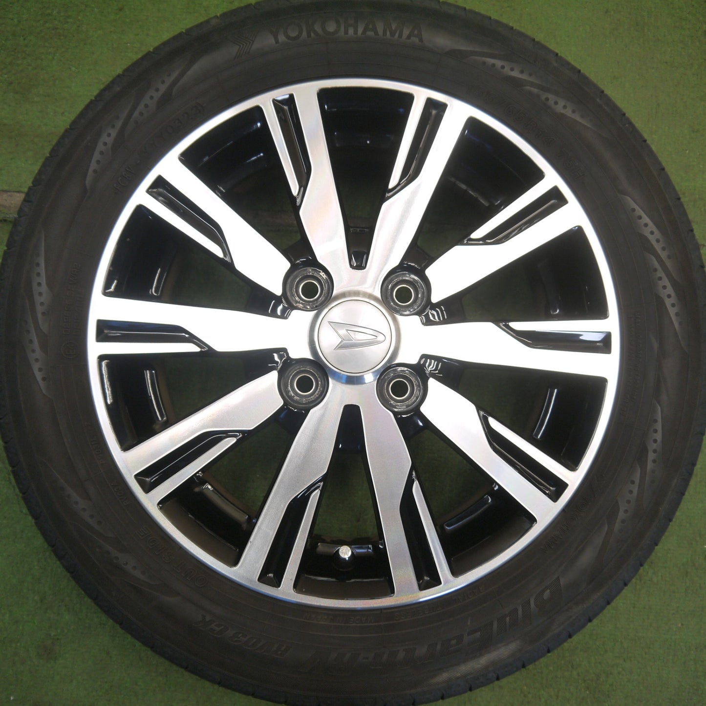 キレイ！23年★ダイハツ タント カスタム 純正 155/65R14 ヨコハマ BluEarth-RV RV03 CK ブルーアース 14インチ PCD100/4H★6052007Hノ