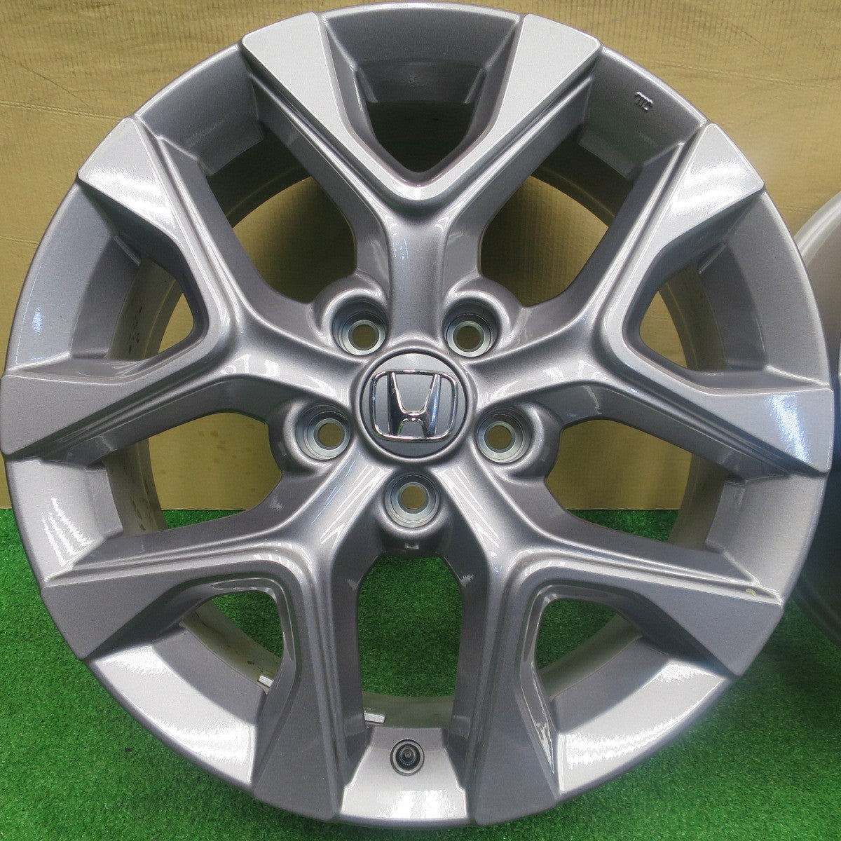 新車外し★ホンダ ZR-V 純正 ホイール 18インチ 18×7J HONDA ZRV PCD114.3/5H★5121408NKホ