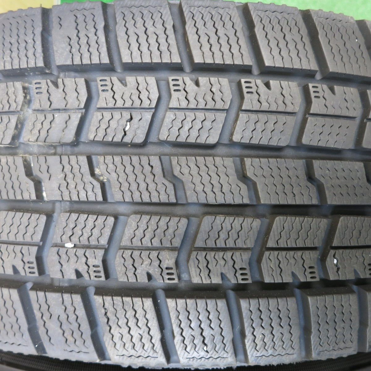 バリ溝！24年！9.5分★スタッドレス 205/60R16 グッドイヤー アイスナビ7 BALMINUM TR10 バルミナ 16インチ PCD114.3/5H★5121408HAス