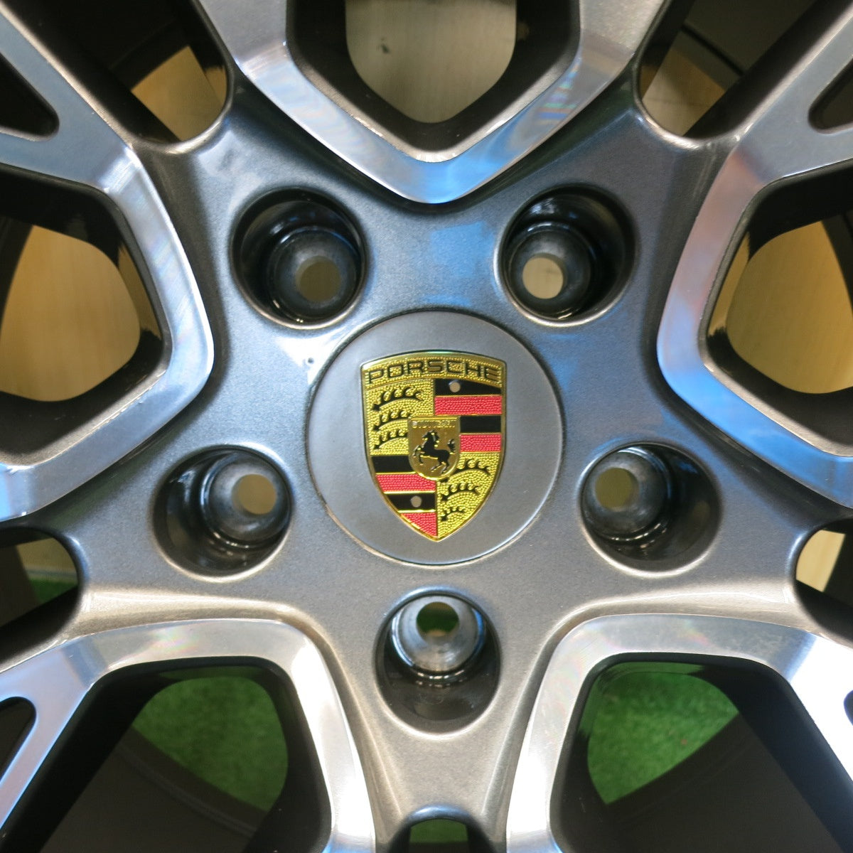 ほぼ未使用！25年！キレイ★ポルシェ カイエン RS スパイダー E3 純正 285/45R21 315/40R21 スタッドレス ヨコハマ アイスガード G075 21インチ PCD130/5H★6061102HAス