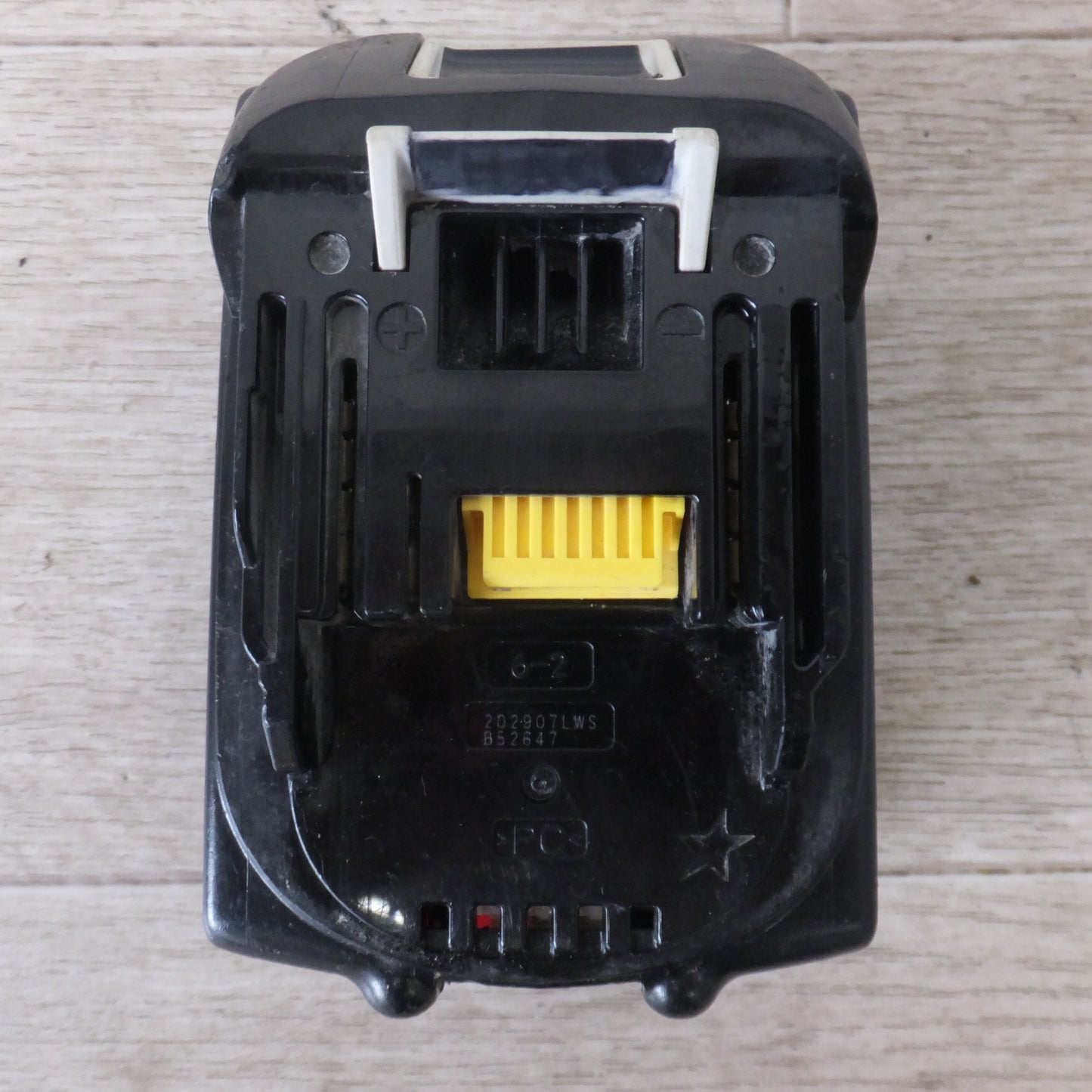 [送料無料] ★マキタ makita バッテリ BL1860B　DC18V 6.0Ah 108Wh Li-ion20★