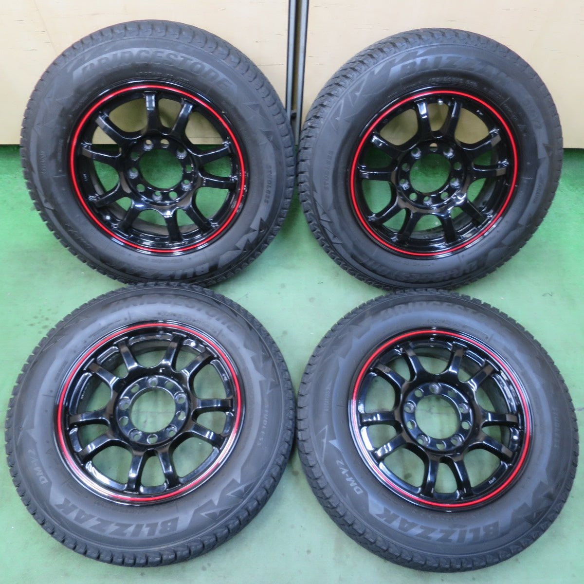 キレイ★ジムニー 等 5ZIGEN 5次元 175/80R16 スタッドレス ブリヂストン ブリザック DM-V2 16インチ PCD139.7/5H★6021013イス