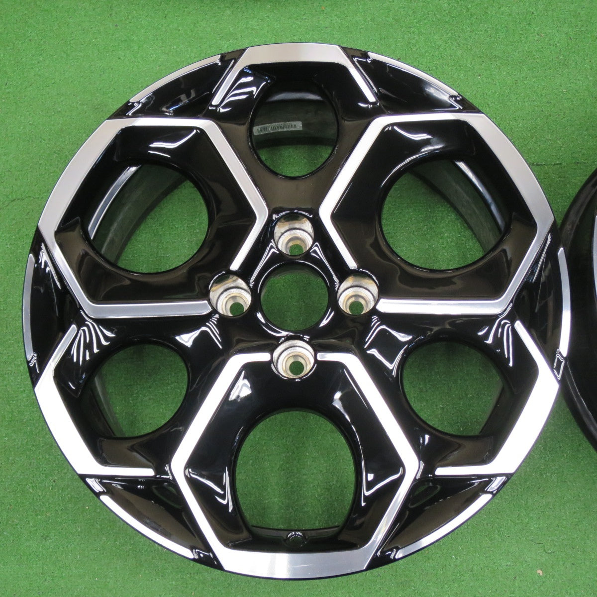 キレイ★シトロエン C3 純正 MOPAR ホイール 17インチ 17×7J PCD108/4H★6062604NKホ