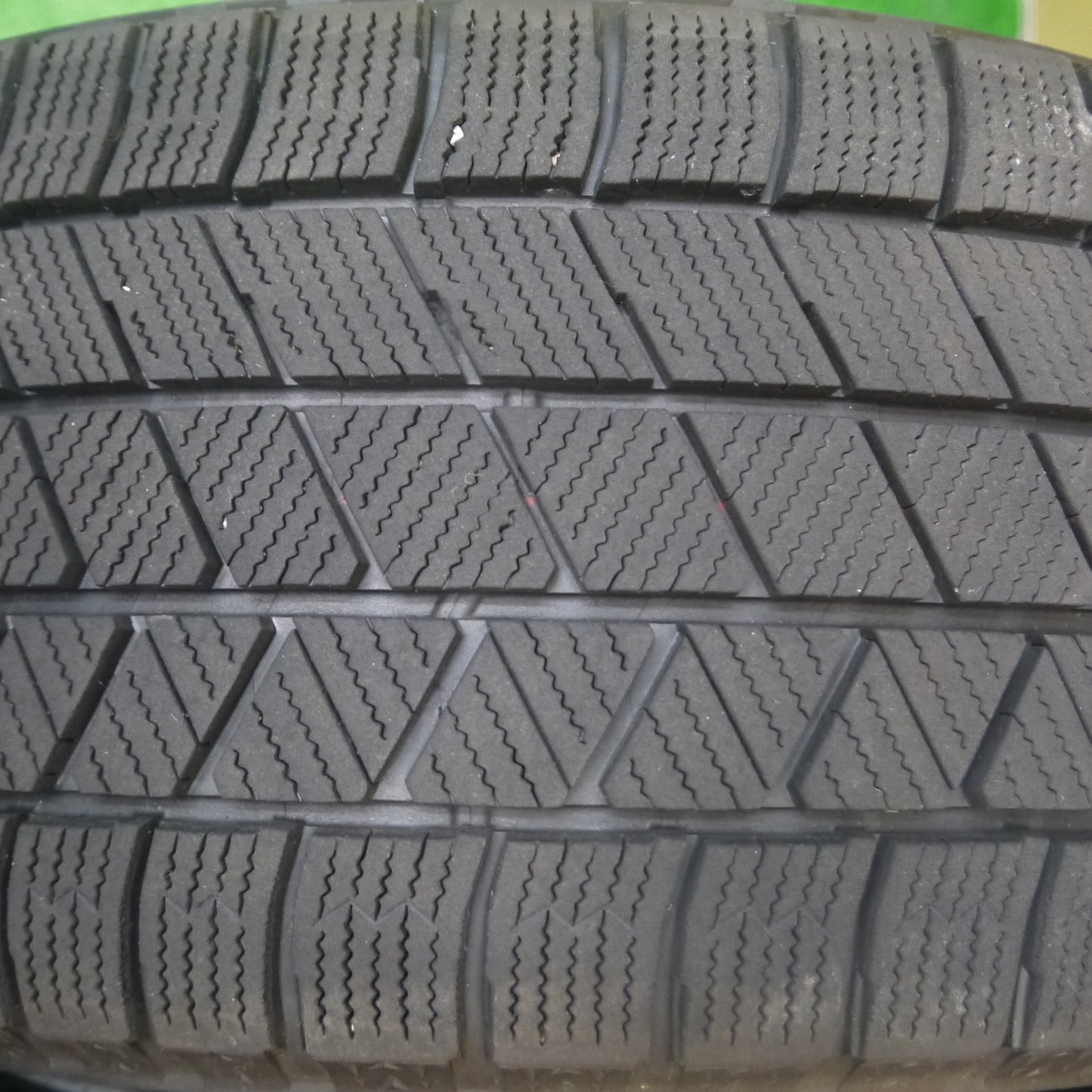 *送料無料* バリ溝！21年！9.5分★トヨタ アリスト 純正 215/60R16 スタッドレス ブリヂストン ブリザック VRX3 16インチ PCD114.3/5H★4082801Hス