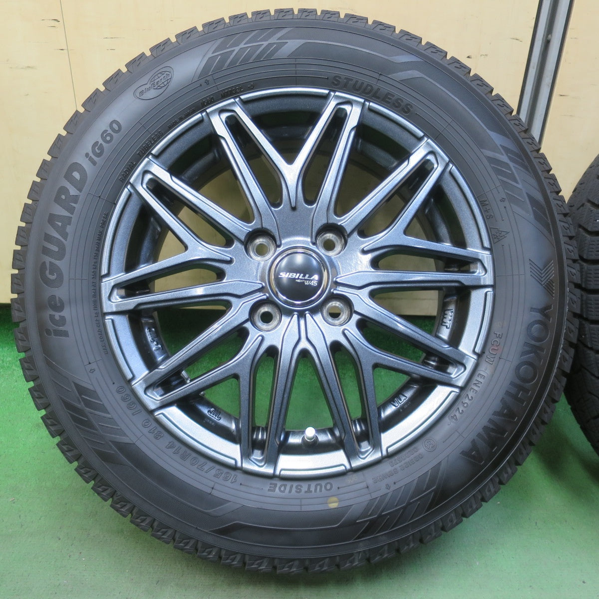 バリ溝！24年！キレイ！9分★スタッドレス 165/70R14 ヨコハマ アイスガード iG60 SIBILLA NEXT W45 シビラ 14インチ PCD100/4H★6051802イス