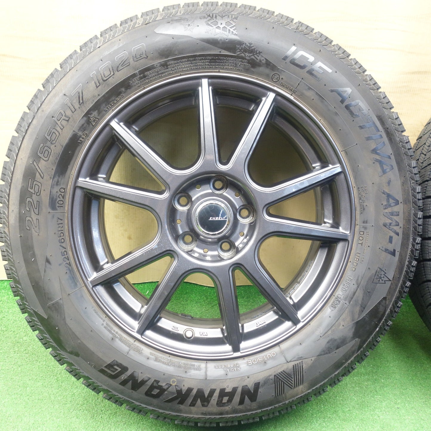 バリ溝！23年！9.5分★スタッドレス 225/65R17 ナンカン アイスアクティバ AW-1 EMBELY 17インチ PCD114.3/5H★6020502KTス