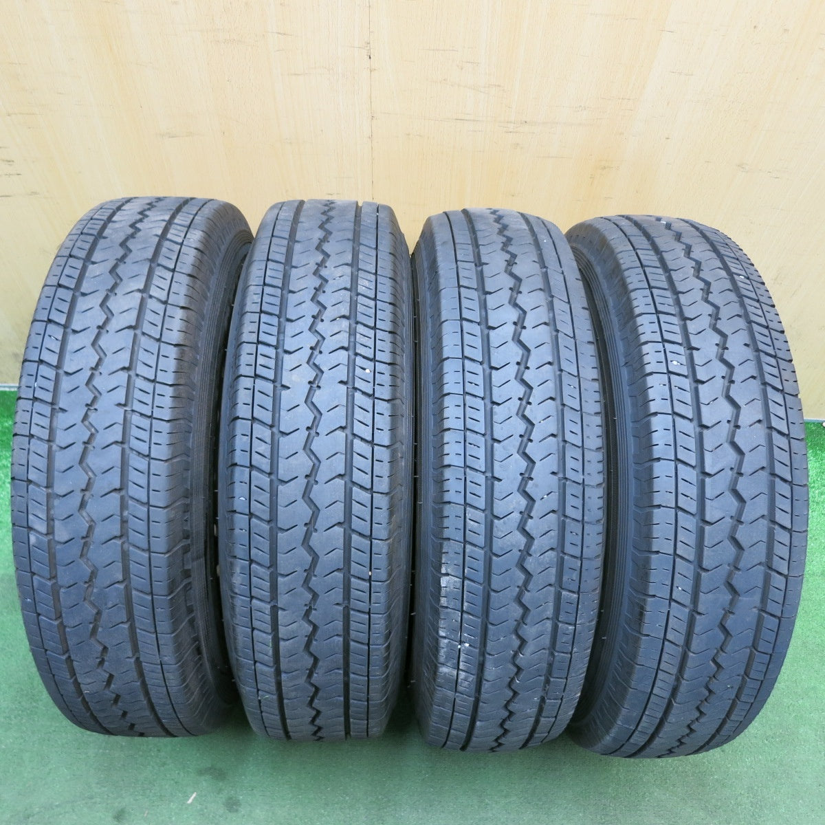 バリ溝！25年！9.5分◎185/80R14 102/100N トーヨー デルベックス V-03e スチール ホイール 14インチ DELVEX PCD114.3/5H◎6073004HAノ