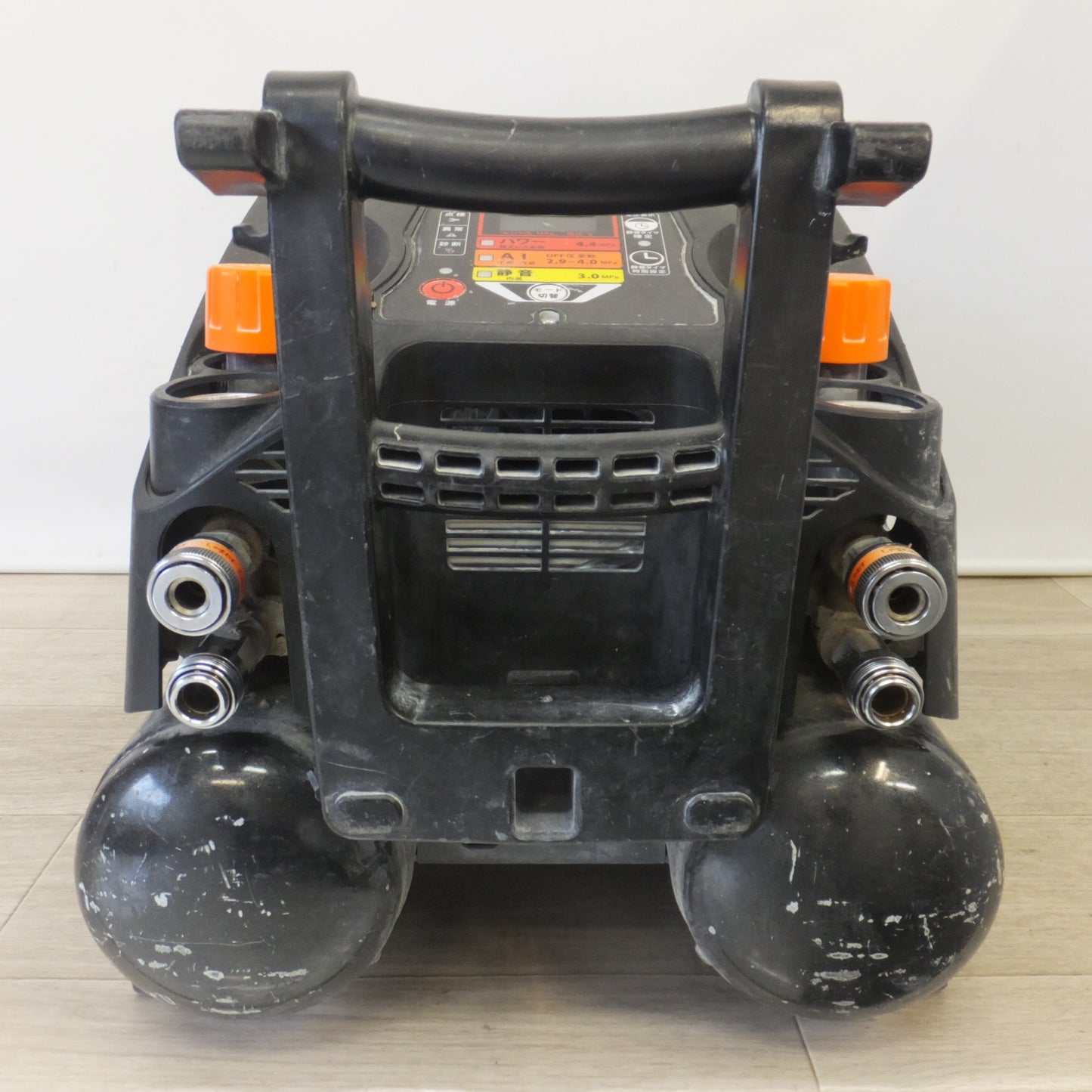 [送料無料] ジャンク★マックス MAX スーパーエア・コンプレッサ AK-HH1270E ブラック　100V 50/60Hz★