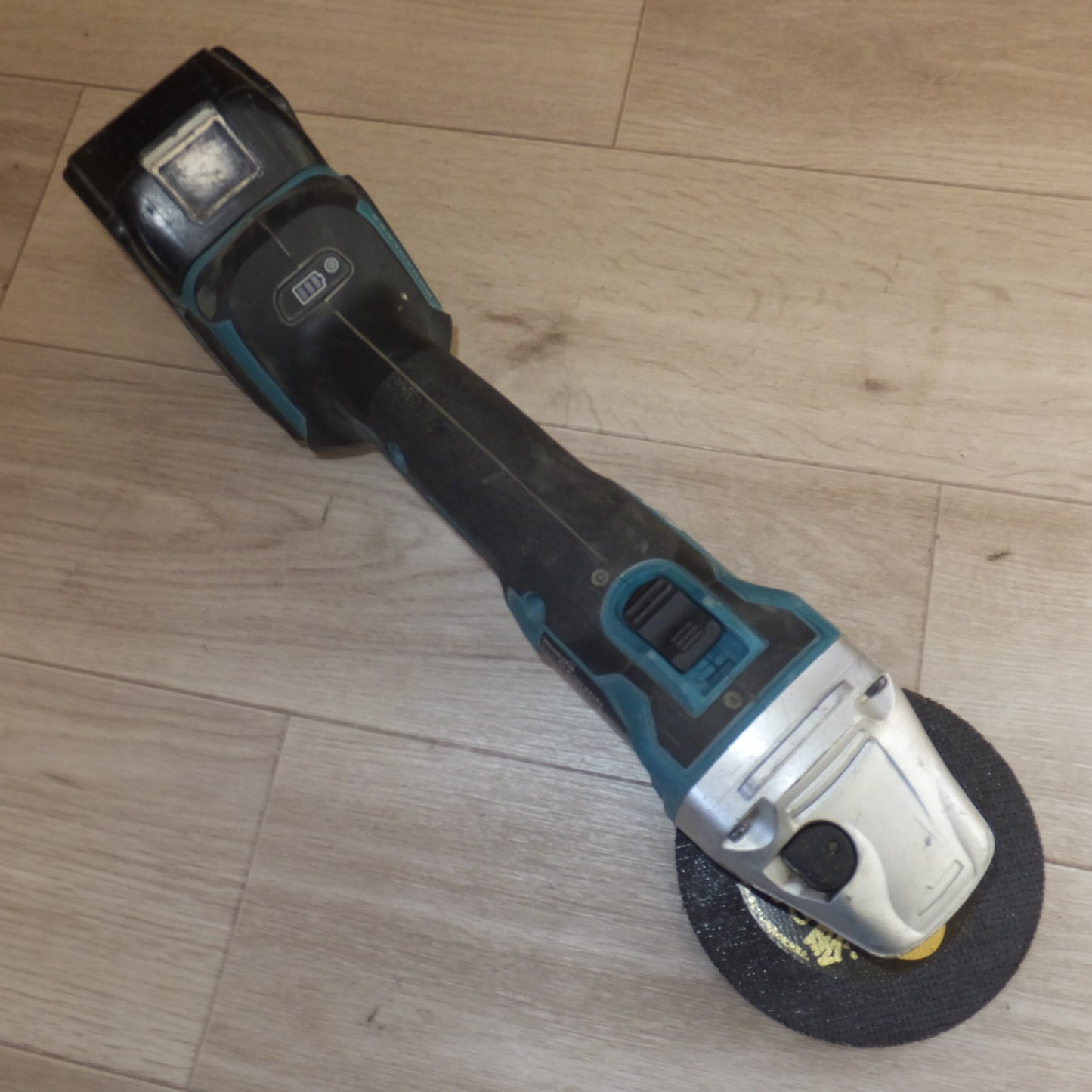 [送料無料] ★マキタ makita 125mm 充電式ディスクグラインダ GA504DN　バッテリ BL1860B　セット★