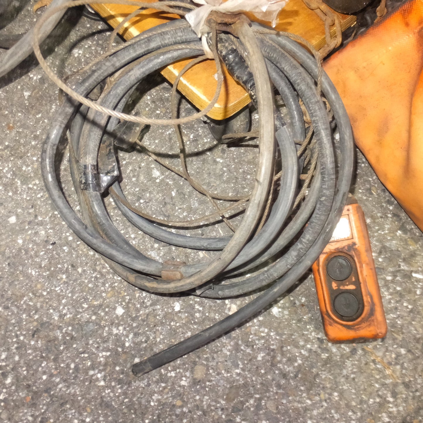 [送料無料] 岐阜発 ジャンク★象印 ELEPHANT 電気チェーンブロック F.KONGO 3F 1TON★