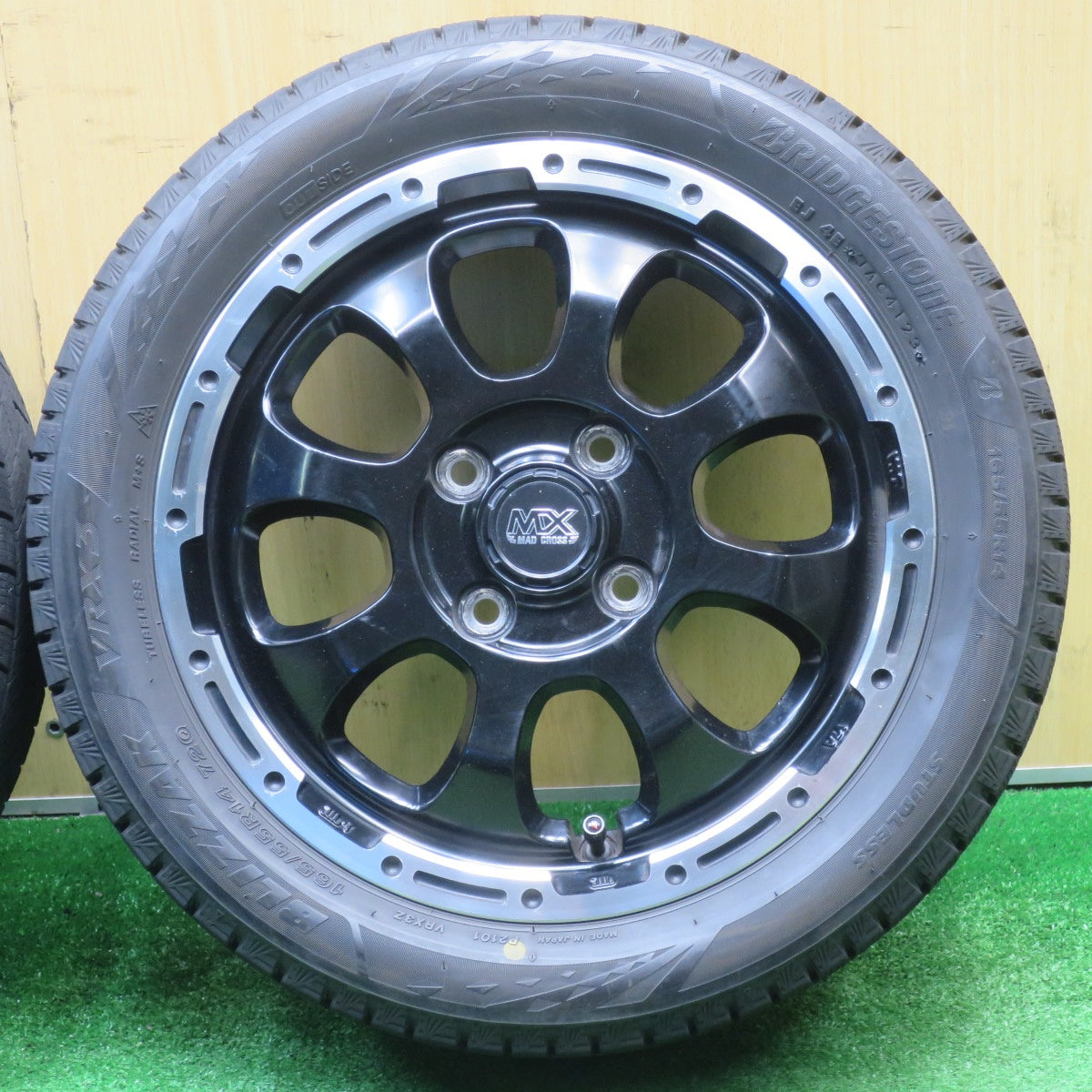 バリ溝！23年！9.5分★スタッドレス 165/55R14 ブリヂストン ブリザック VRX3 MX MAD CROSS MC-76 マッドクロス 14インチ 軽サイズ PCD100/4H★5111310NJス