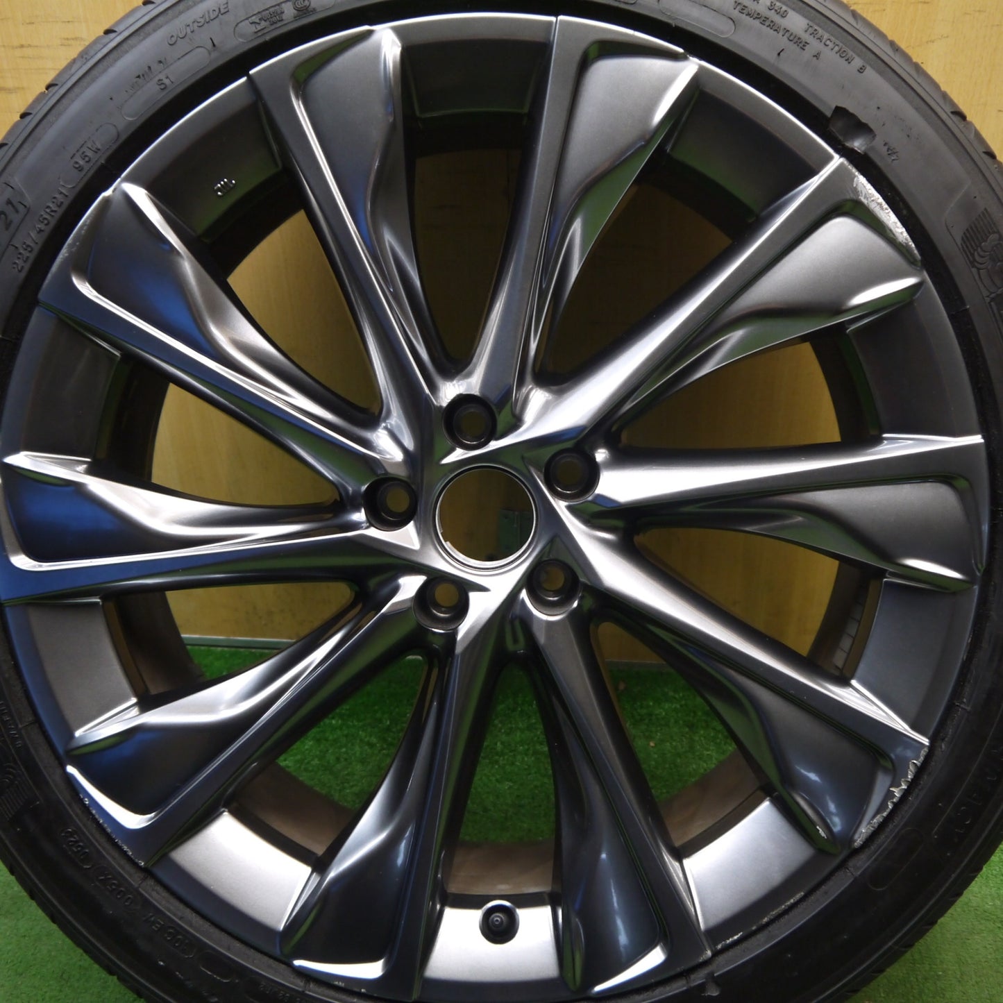 1本価格！23年★トヨタ クラウン クロスオーバー 純正 225/45R21 ミシュラン e・PRIMACY eプライマシー 21インチ PCD114.3/5H★6033111Hノ