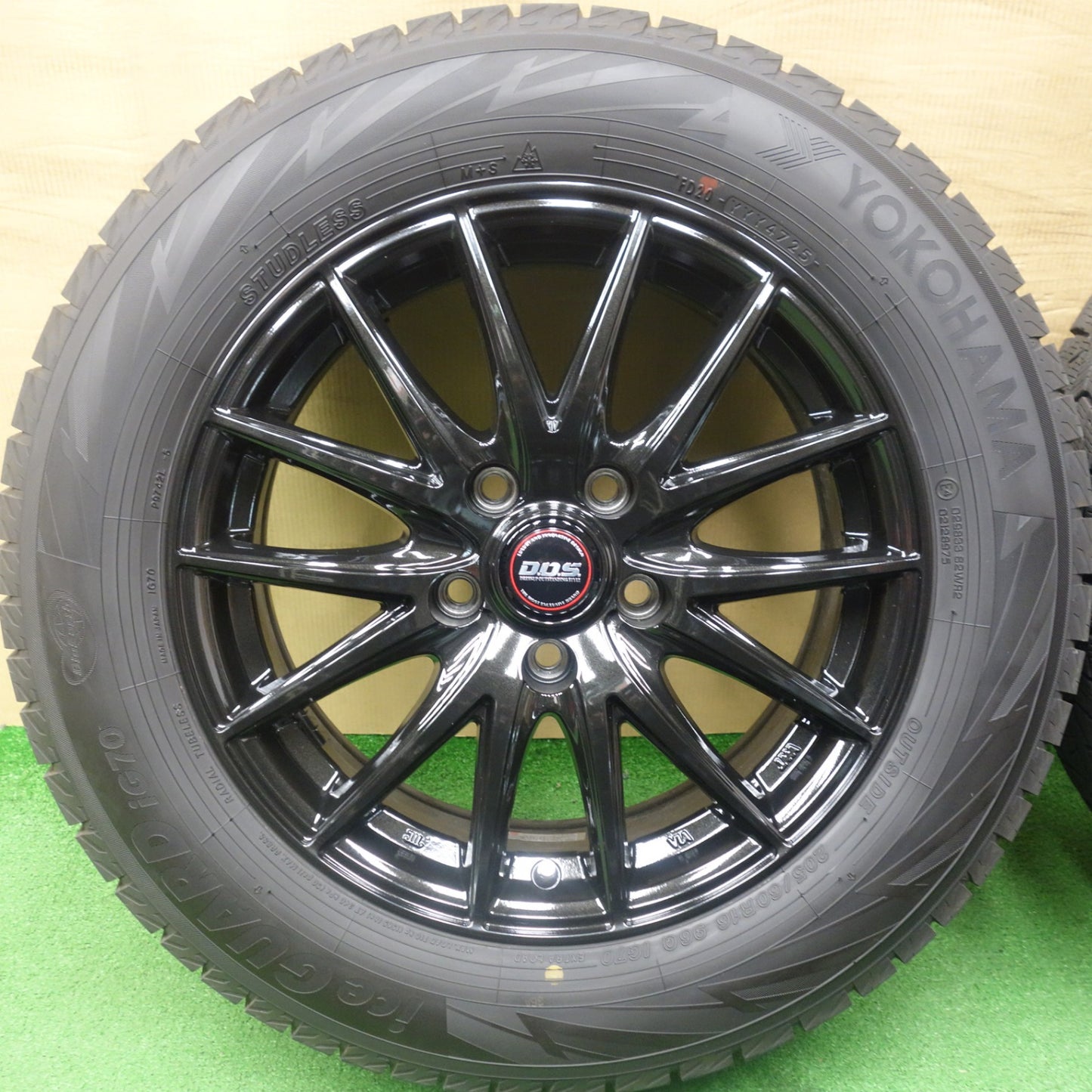 バリ溝！25年！キレイ！ほぼ10分◎スタッドレス 205/60R16 ヨコハマ アイスガード iG70 D.O.S. DOS 16インチ PCD114.3/5H◎6062801KTス