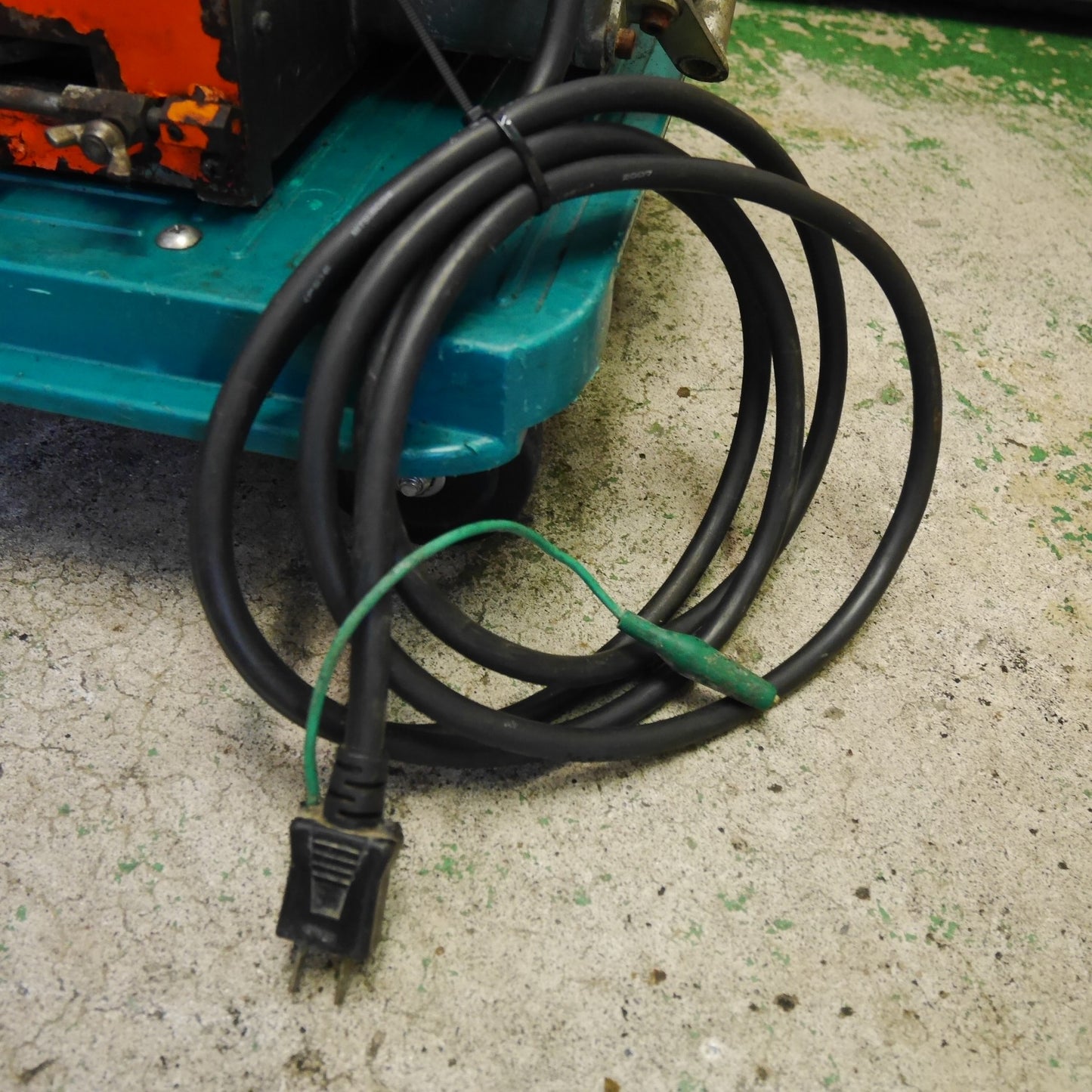 [送料無料] ☆DIAMOND 鉄筋 ベンダー DBD-16L 電動 工具 曲げ 加工 ポータブル コード式 ダイヤモンド☆