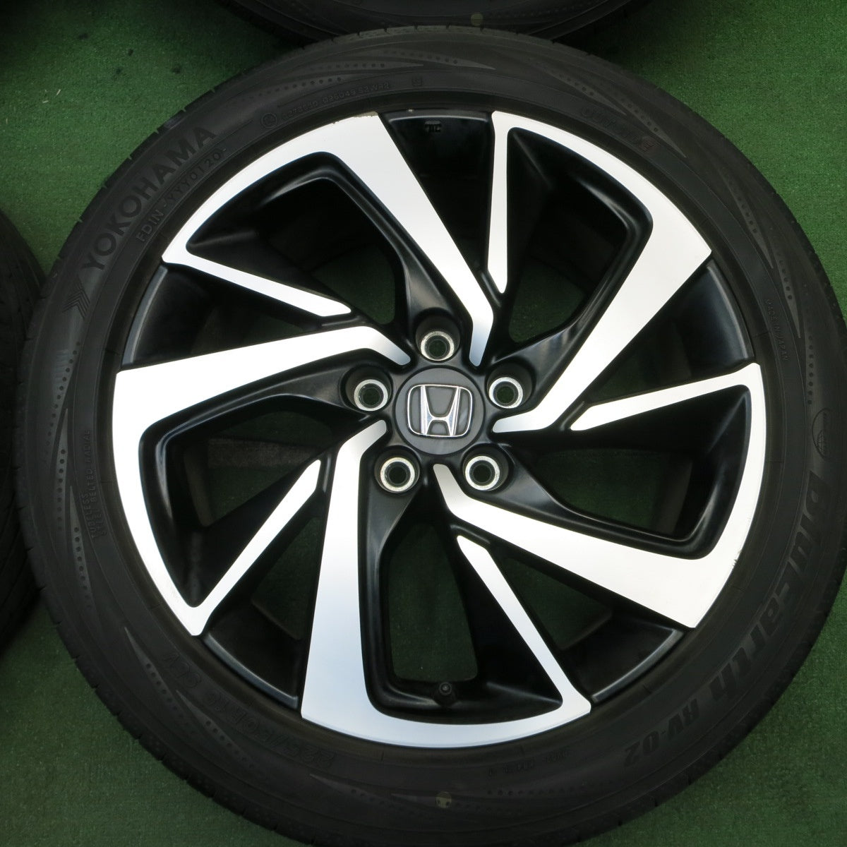 バリ溝！9分★ホンダ RU ヴェゼル RS 純正 225/50R18 ヨコハマ ブルーアース RV-02 18インチ PCD114.3/5H★5050705AKノ