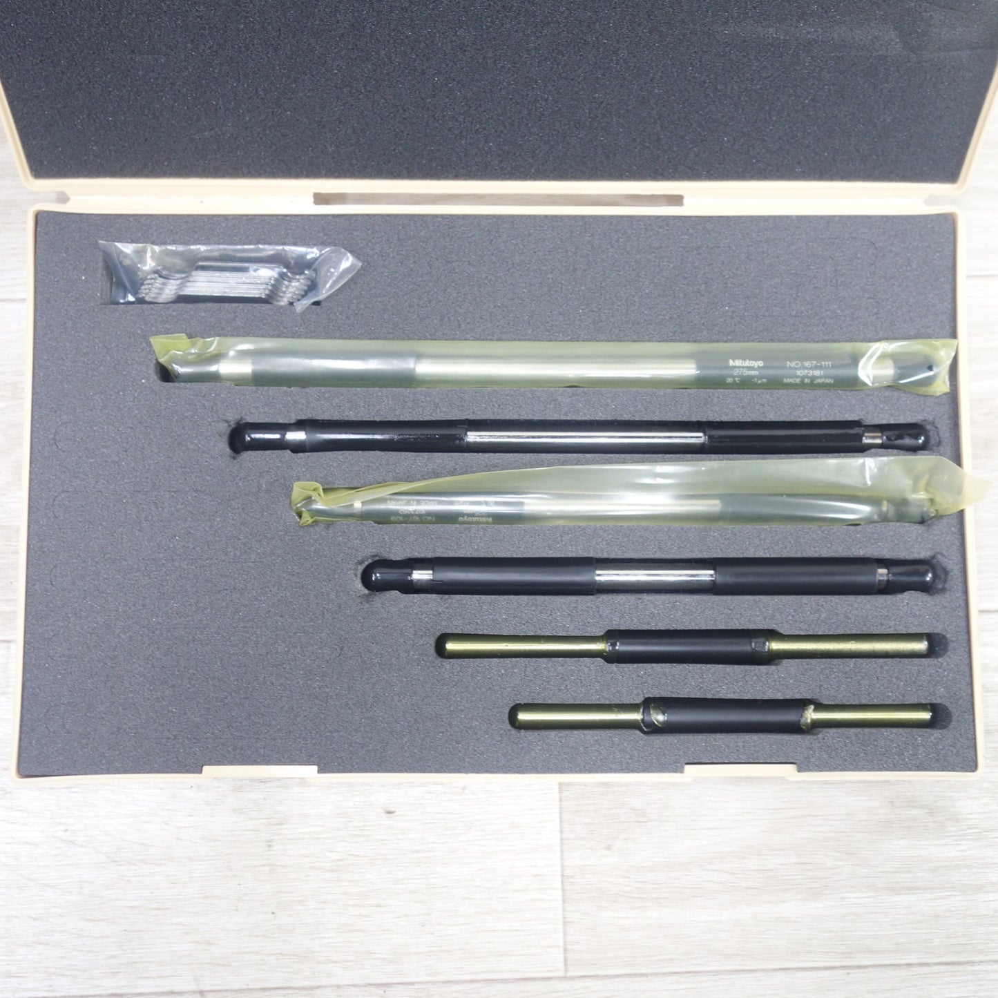 [送料無料] 6点入り◆Mitutoyo ミツトヨ  標準 外側 マイクロ メーター OM セット OMST2-300 103-915 ケース付き アナログ式 測定器◆