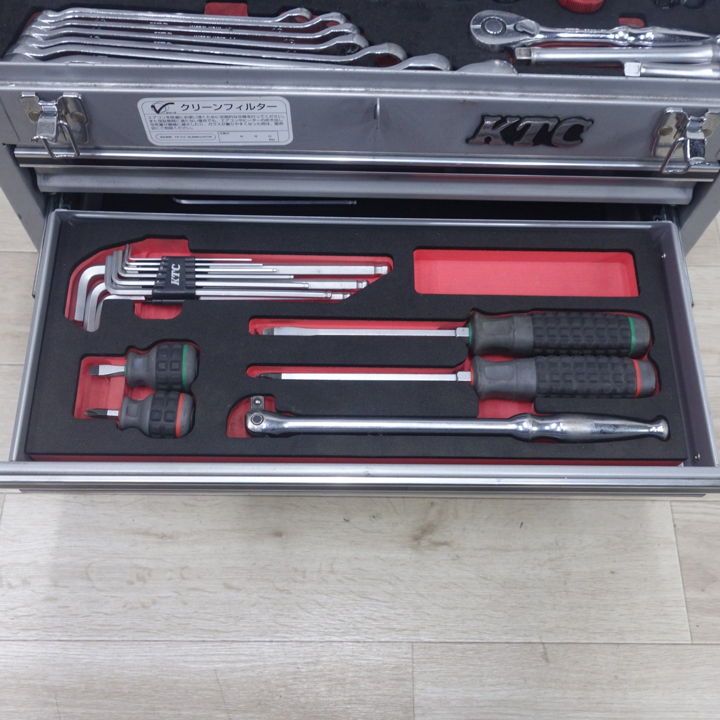 [送料無料] 大量工具セット◆KTC チェスト SKX0213S ツール ボックス 3段 引出し 工具 道具 箱 シルバー 京都機械工具◆