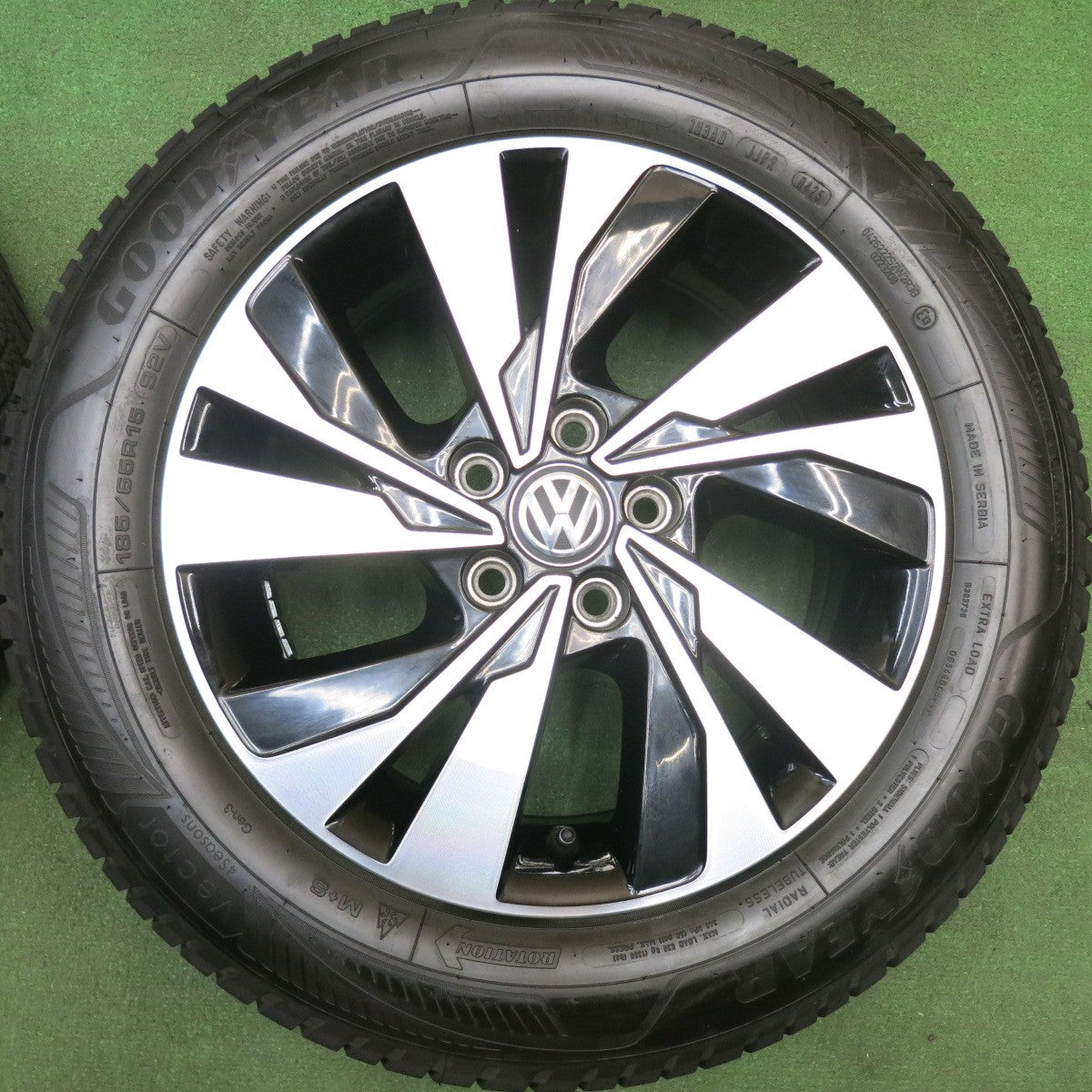 バリ溝！25年！キレイ！9分★ワーゲン ポロ TSI コンフォートライン 純正 185/65R15 グッドイヤー Vector 4Seasons Gen-3 オールシーズン 15インチ PCD100/5H★6031405HAノ