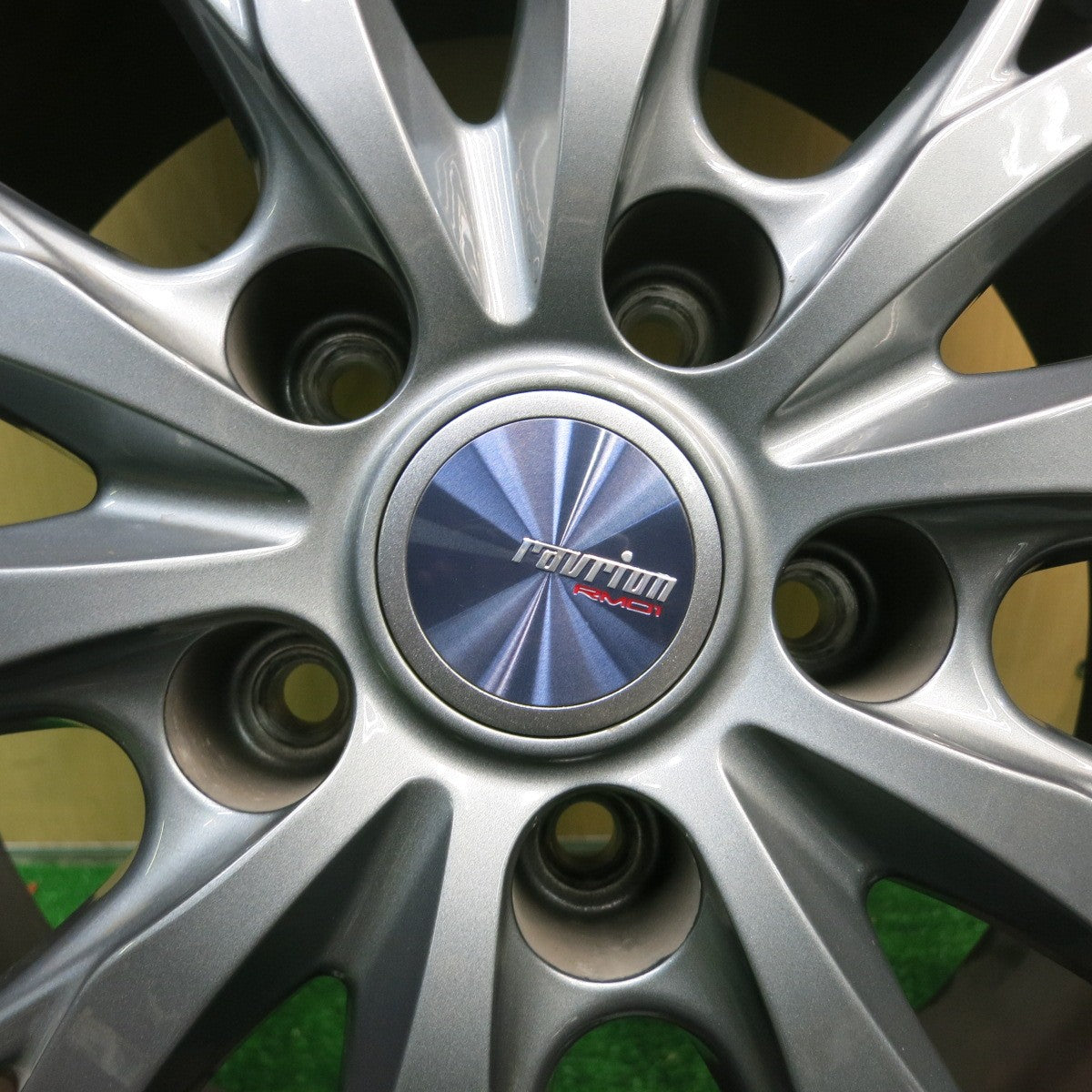 バリ溝！22年！キレイ！9分★スタッドレス 205/60R16 ヨコハマ アイスガード iG60 ravrion RM01 ラブリオン 16インチ PCD114.3/5H★5051601AKス