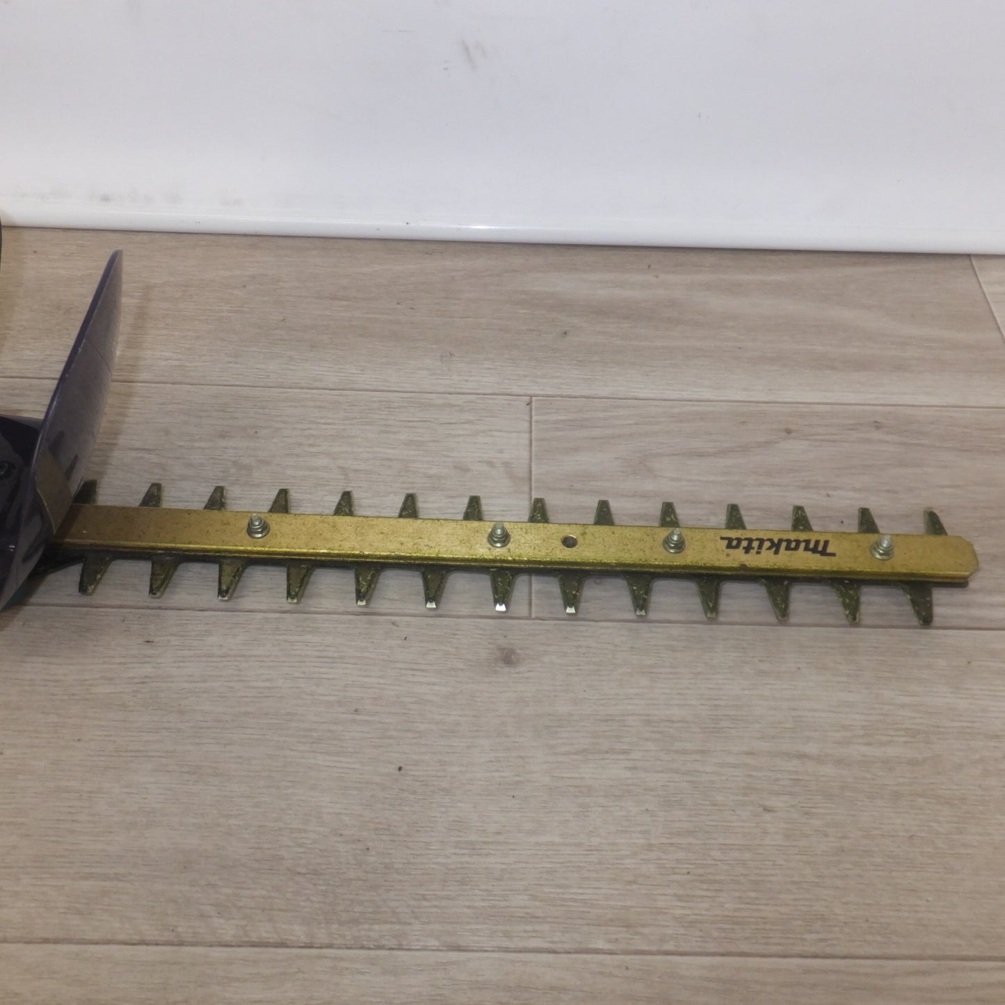 [送料無料] ★マキタ makita 360mm 充電式生垣バリカン MUH367D 18V 本体のみ★