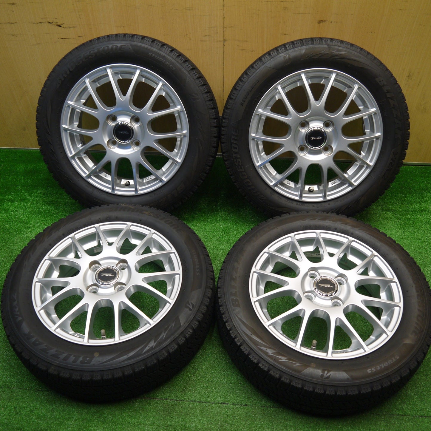 キレイ★スタッドレス 155/65R14 ブリヂストン ブリザック VRX2 TOPRUN トップラン 14インチ PCD100/4H★5102401Hス