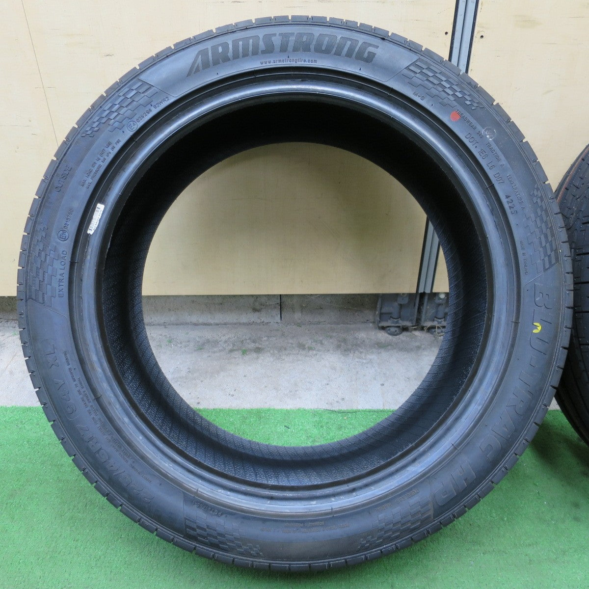 未使用！25年★225/45R17 アームストロング BLU-TRAC HP タイヤ 17インチ カローラ スポーツ ブレイド マーク2 アコード フォレスター 等★6041801NGノタ