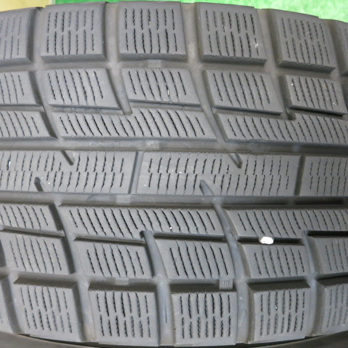 バリ溝！22年！8.5分★スタッドレス 205/60R16 プラクティバ アイス BP02 ヨコハマ VELVA SPORT ヴェルヴァ スポーツ 16インチ PCD114.3/5H★5102504HAス