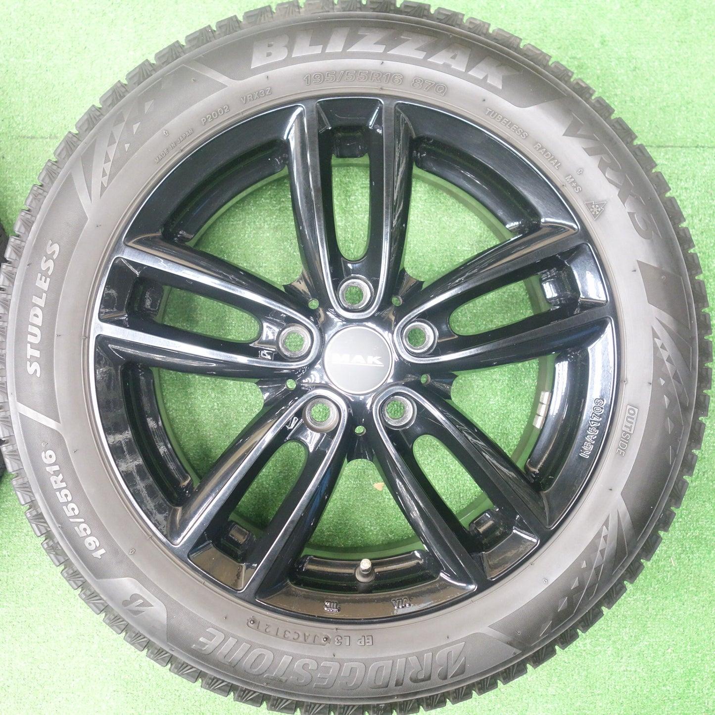 バリ溝！9.5分★MAK OXFORD 195/55R16 スタッドレス ブリヂストン ブリザック VRX3 16インチ オクスフォード PCD112/5H★6030604KTス