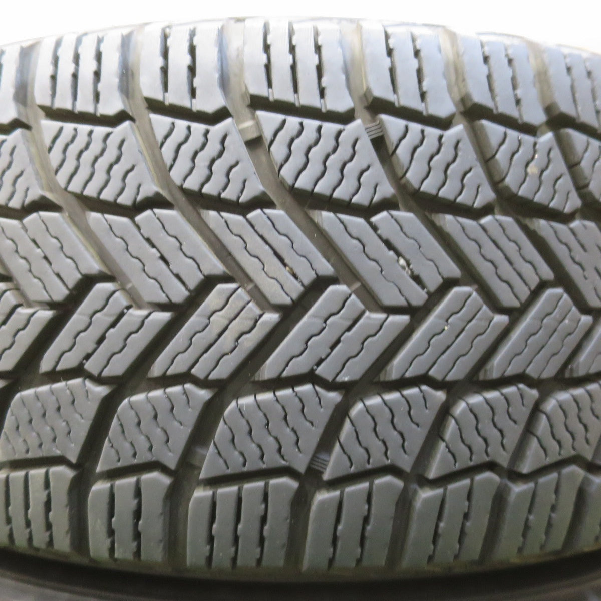 バリ溝！22年！キレイ！9.5分★ワーゲン 等 TAS 205/55R16 スタッドレス ミシュラン X-ICE SNOW 社外 アルミ 16インチ PCD112/5H★6040702イス