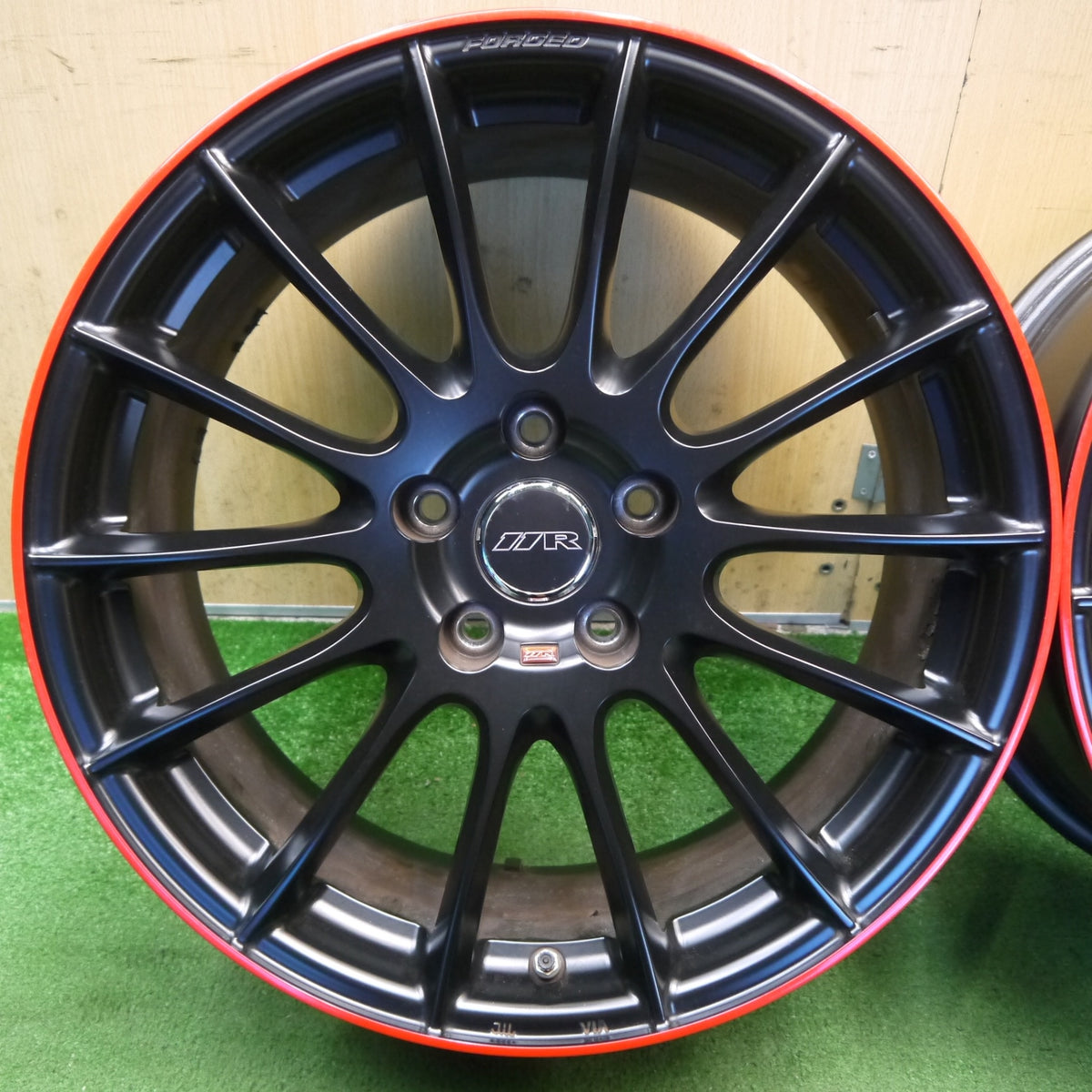 キレイ！センサー付き◎weds 11R 脇阪寿一 プロデュース 鍛造 ホイール 18インチ ウェッズ 18×8.0J PCD114.3/5H◎6091108Hホ