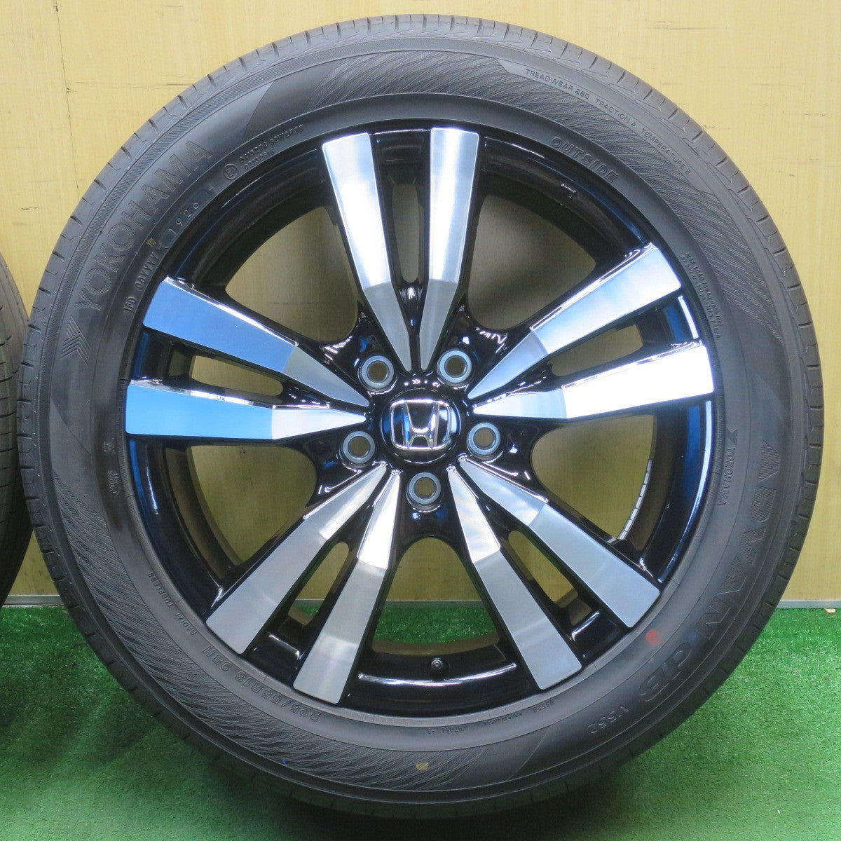 新車外し！26年◎ホンダ ZR-V 純正 225/55R18 ヨコハマ アドバン dB V552 18インチ ZRV PCD114.3/5H◎6071803NJノ