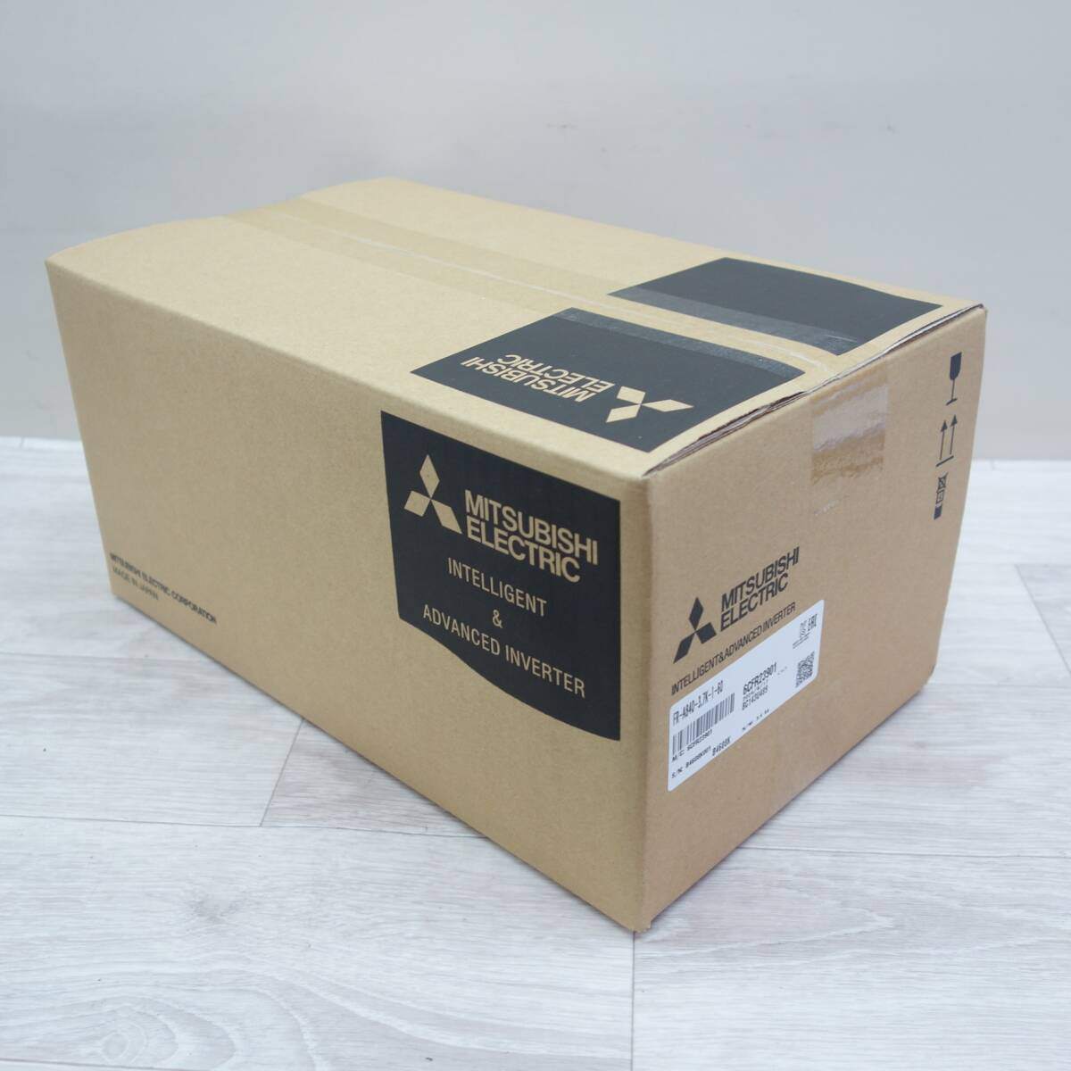 [送料無料] 未使用☆三菱 インバーター FR-A840-3.7K-1-60☆