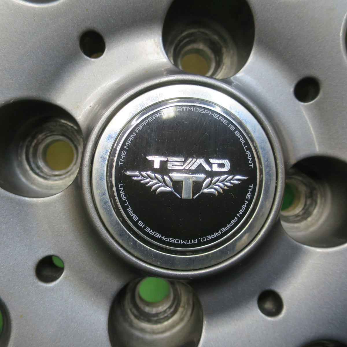 バリ溝！22年！キレイ！9.5分★スタッドレス 175/65R15 ブリヂストン ブリザック VRX3 TEAD テッド 15インチ PCD100/4H★6012007イス