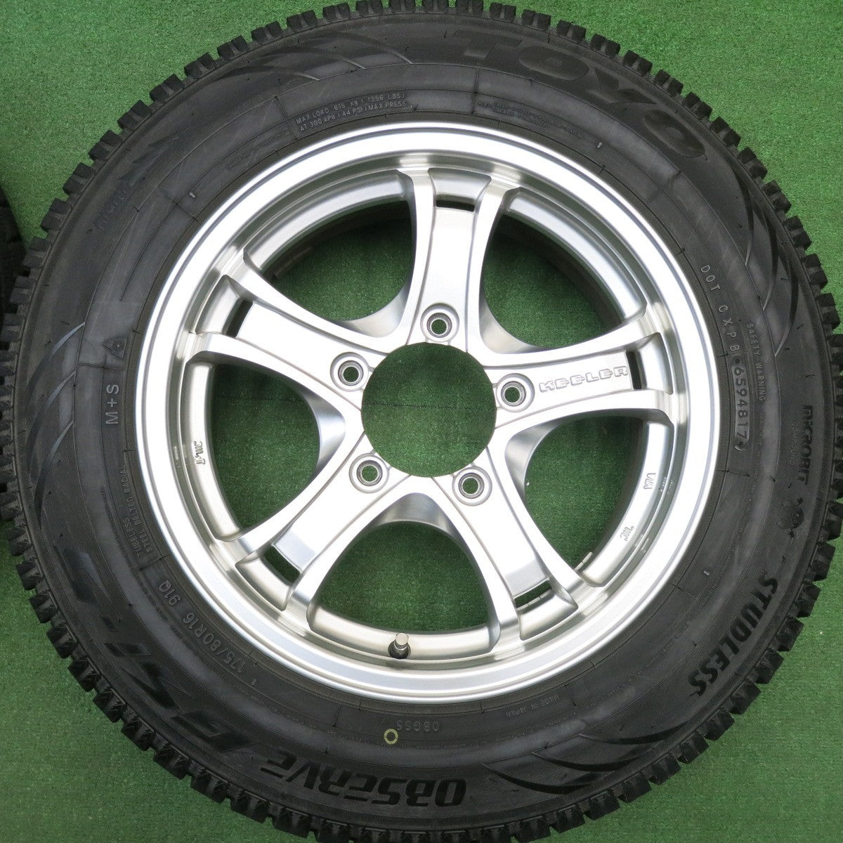 バリ溝！キレイ！9分★KEELER FORCE 175/80R16 スタッドレス トーヨー オブザーブ GSi-5 キーラー フォース 16インチ PCD139.7/5H★5120606HAス