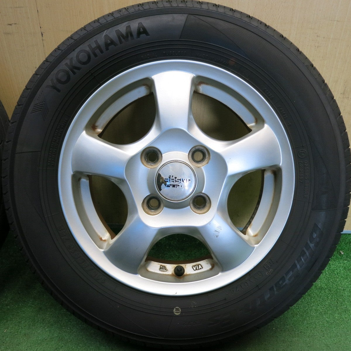 バリ溝！24年！ほぼ10分◎145/80R13 ヨコハマ BluEarth-ES ES32 STYLE PRASINO DUKE スタイル プラシノ 13インチ PCD100/4H◎6081302HAノ