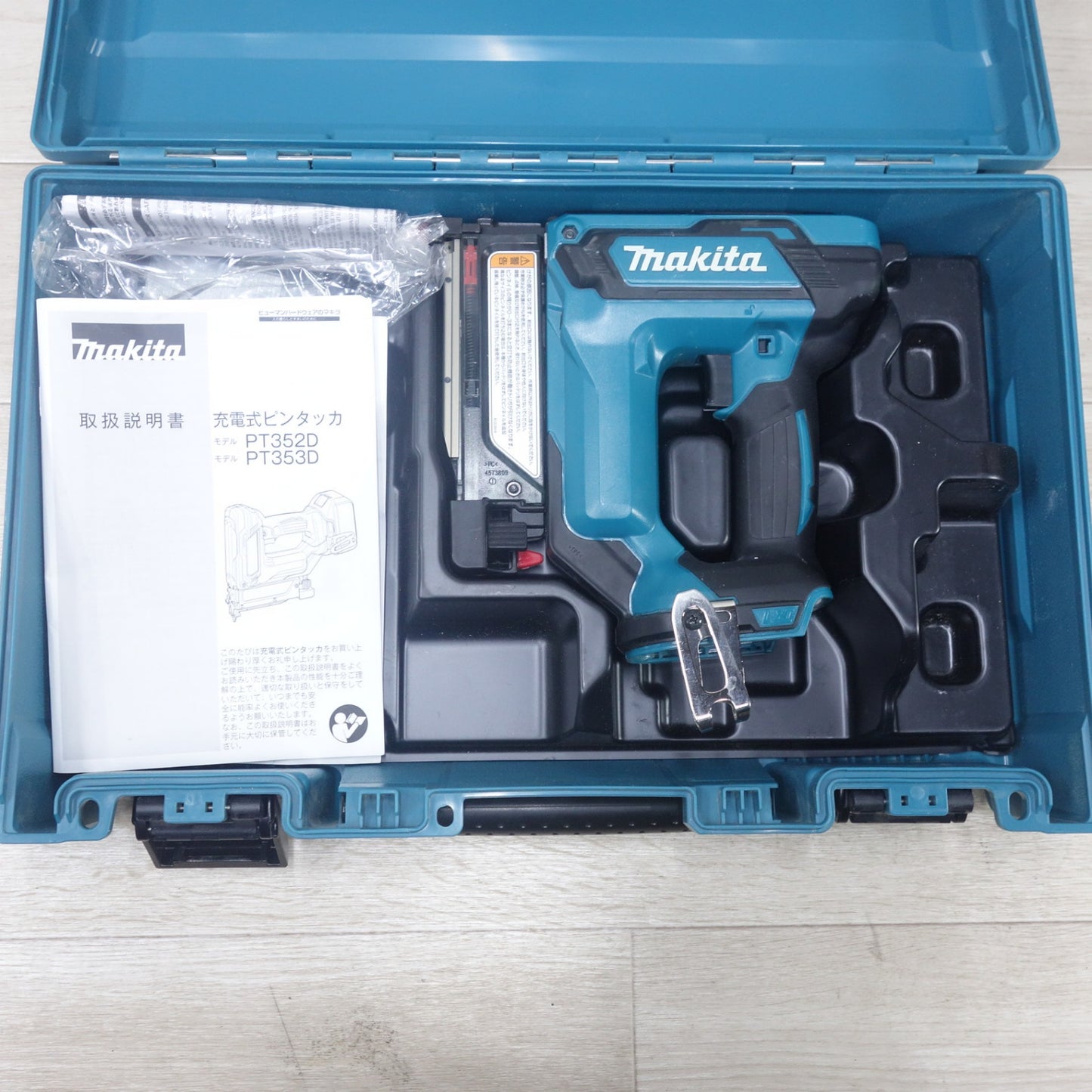 [送料無料] ◆マキタ 35mm 充電式 ピンタッカ PT353DZK タッカー 電動 工具 18V コードレス 釘打ち機 釘打機 ケース付き Makita◆