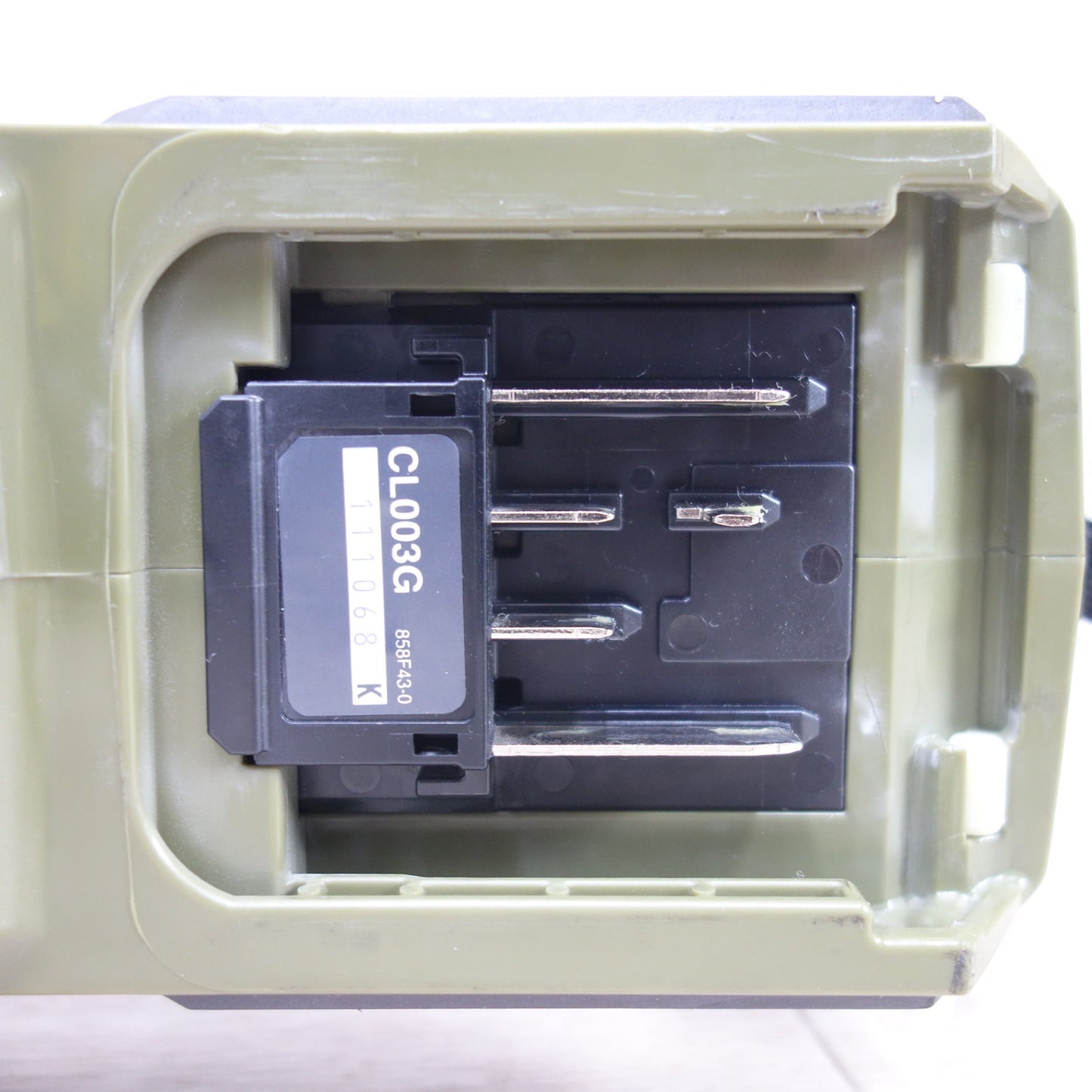 [送料無料] キレイ◆マキタ 充電式 クリーナー CL003G コードレス 掃除機 36V 40V(max) 集じん 集塵機 オリーブ Makita◆