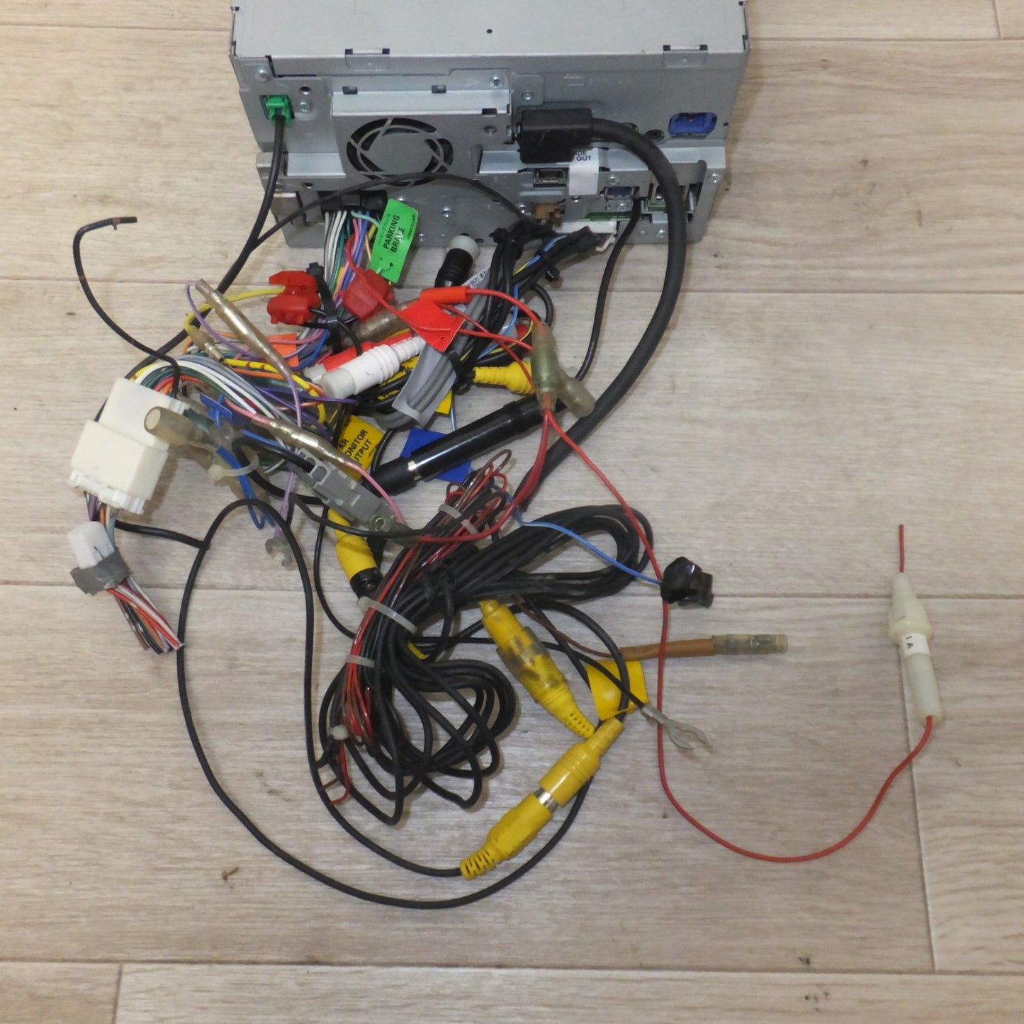 [送料無料] 現状品★カロッツェリア carrozzeria AV一体型HDDナビゲーション 楽ナビ AVIC-HRZ800★