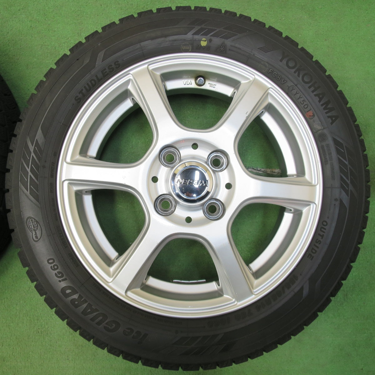 [送料無料] バリ溝！9分★スタッドレス 155/65R14 ヨコハマ アイスガード iG60 WEZEN 14インチ PCD100/4H★5011604イス