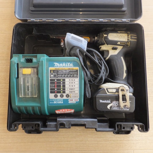[送料無料] ★マキタ makita 充電式インパクトドライバ TD149D　バッテリ BL1830　充電器 DC18RA T　セット★
