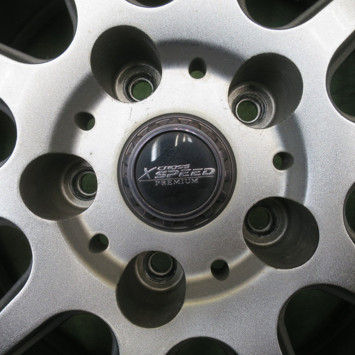 バリ溝！23年！キレイ！9.5分★スタッドレス 225/65R17 コンチネンタル ノースコンタクト NC6 X CROSS SPEED PREMIUM クロススピード プレミアム 17インチ PCD114.3/5H★6051909NJス