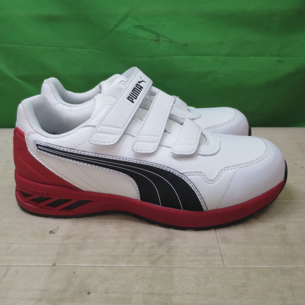 [送料無料] 未使用☆PUMA SAFETY プーマ セーフティー 衝撃吸収 安全靴 26.5cm Rider 2.0 Low 64.241.0 作業靴 プロ スニーカー ライダー2.0 ロー☆