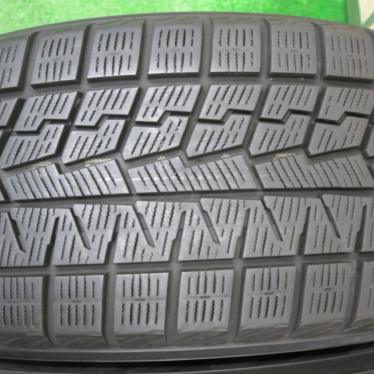 バリ溝！21年！キレイ！9.5分★スタッドレス 205/60R16 ヨコハマ アイスガード iG70 TOPRUN トップラン 16インチ PCD114.3/5H★4110902NJス