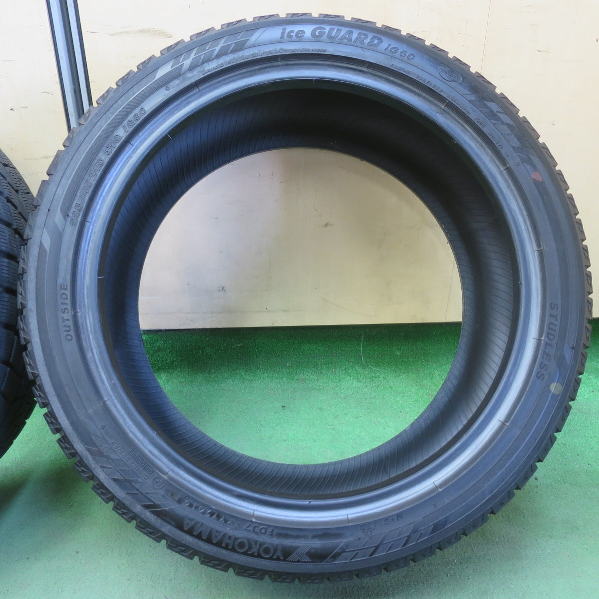 バリ溝！9.5分以上★スタッドレス 225/45R18 ヨコハマ アイスガード iG60 タイヤ 18インチ クラウン マークX オデッセイ 等★6051610イスタ