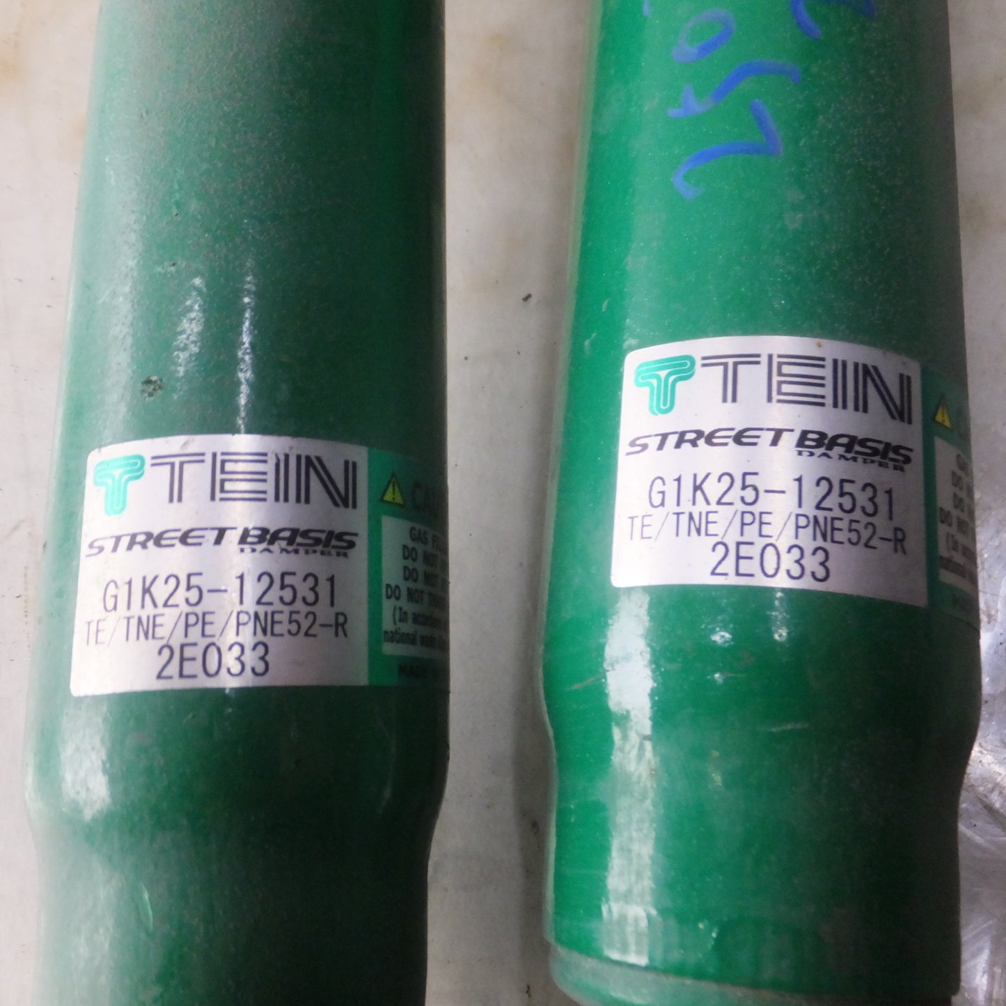 [送料無料] ◆TEIN エルグランド E52 車高調 サスペンション G1K24-12746 G1K25-12531 PNE52-R PNE52-FL テイン 現状品◆