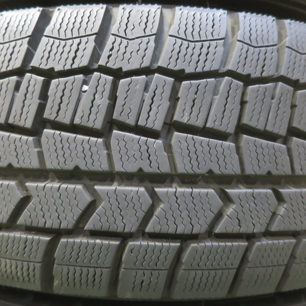 バリ溝！22年！キレイ！9.5分◎スタッドレス 195/65R15 ダンロップ ウインターマックス WM02 WAREN ヴァーレン 15インチ PCD114.3/5H◎6083115イス