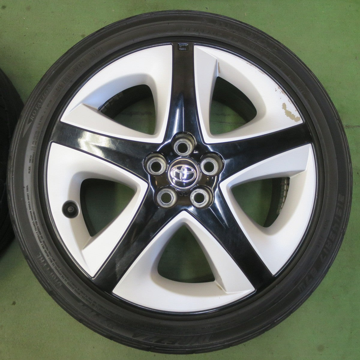 4本価格★トヨタ 50系 プリウス ツーリング 純正 215/45R17 ダンロップ DIREZZA DZ101 17インチ PCD100/5H★6051609イノ